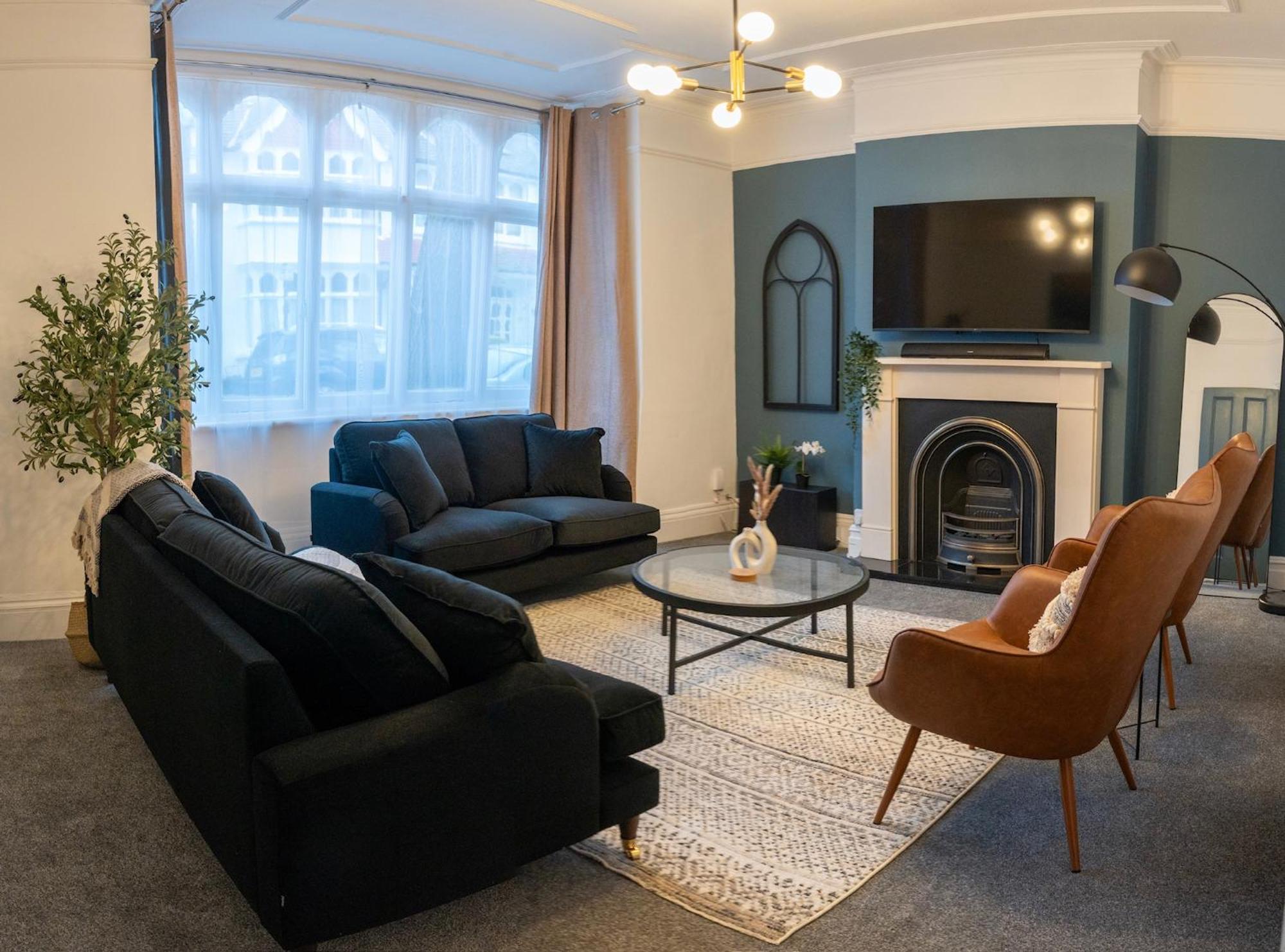 Chiswick 4 Bed Victorian Townhouse Minutes To Tube *