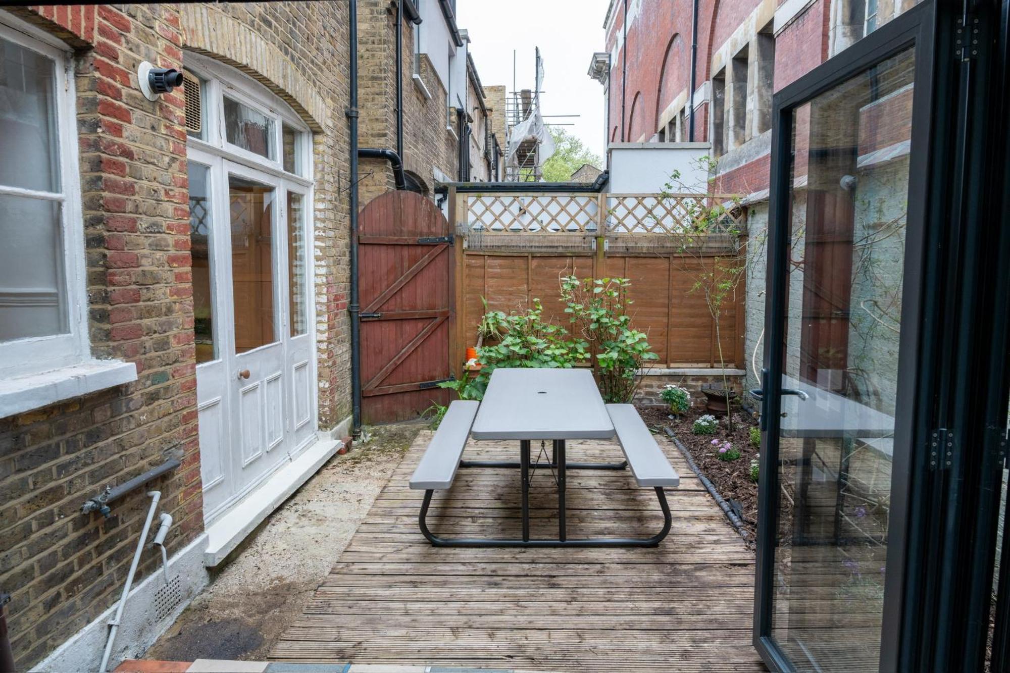 Chiswick 4 Bed Victorian Townhouse Minutes To Tube Londra